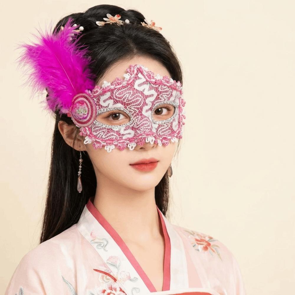 Seductive Style Feather Mask Lace Masquerade Ball Mask Funny Half-Face Mask  Girl