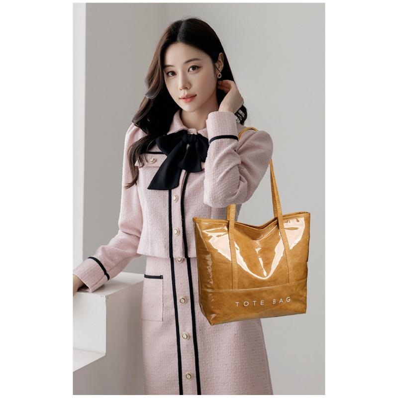 PVC Women's Portable Leisure Commuting Handbag