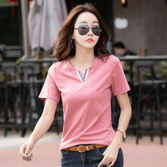

Women s V-Neck Loose Fit Summer T-Shirt - Korean Style Plus Size Solid Color Top XL розовый