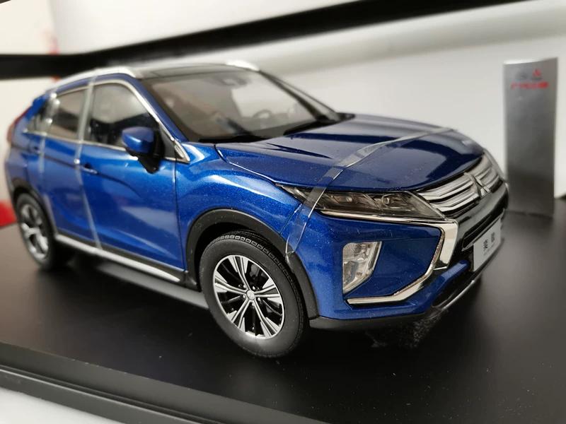 

Original Guangzhou Automobile Mitsubishi Yige Car Model Eclipse Cross 1:18 Alloy Simulation Car Model Gift In Stock синій