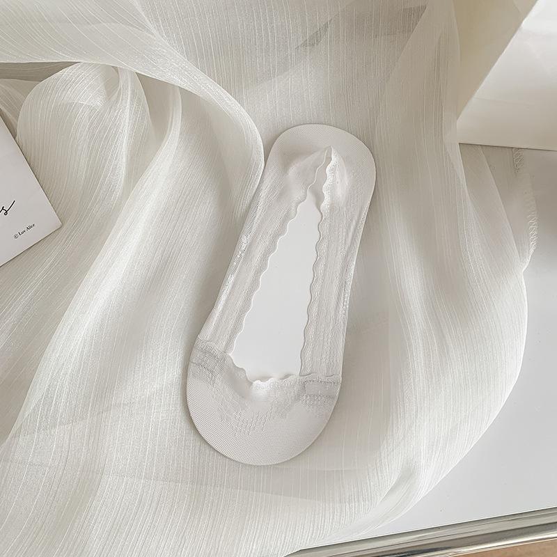 Lace boat socks for women, no heel drop, anti-slip, spring and summer thin shallow-mouthed cotton-soled invisible socks, women's short socks