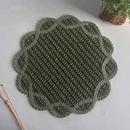 Woven Placemat Heat Insulation Non-Slip Table Mat Retro Petal Shape Dining Mat
