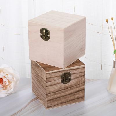 Wear-resistant Compact Design Decorative Retro Style Square Shape Clamshell Storage Box Storage Holder
