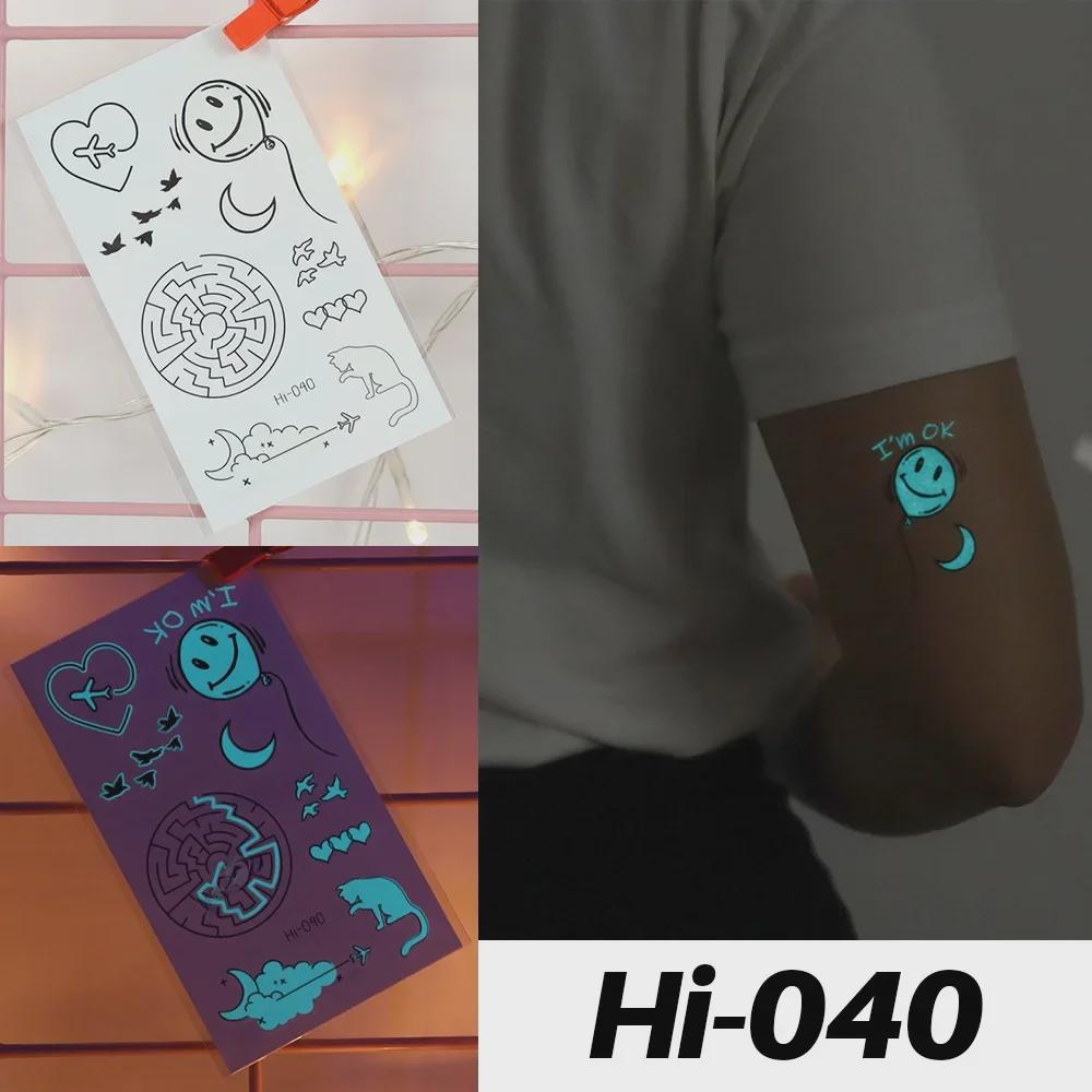 Ljusblå Vattentäta Tatueringklistermärken: Orm- och Fjärilsdesigner för Musikfestivaler