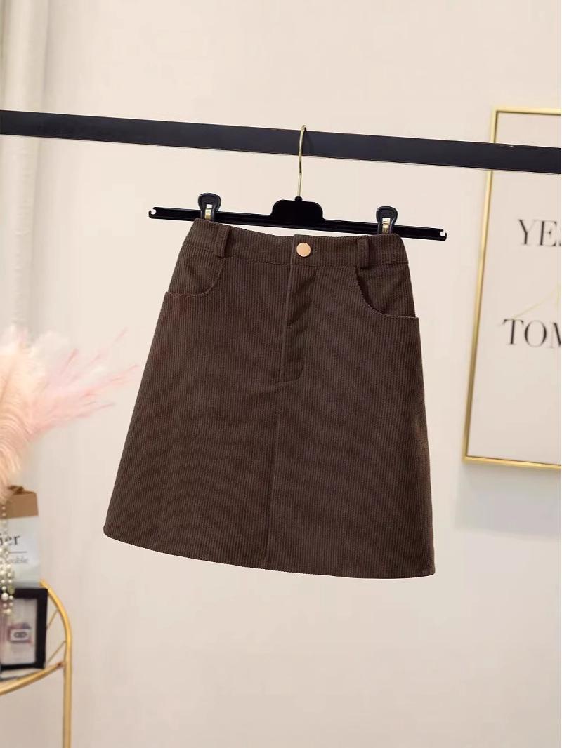 

Черная вельветовая миди-юбка большого размера - Осенне-зимняя А-силуэта облегающая, стройнящая и универсальная M (Recommended 90-104 jin) кофейный