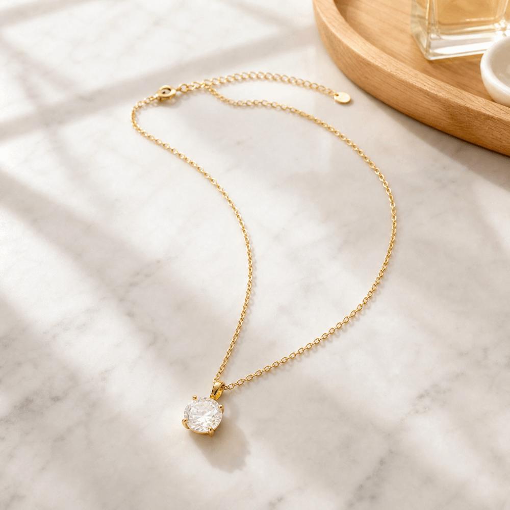Waterproof Geometric Pendant Necklace PVD Plated Heart Pendant Necklace For Women