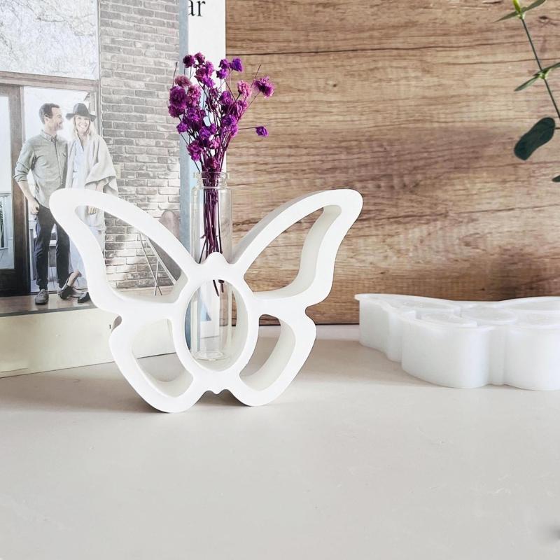 Translucent Silicone Mould for Creating 3D Butterfly Shapes Decoration for Epoxy Resin and Plaster Cement Projects