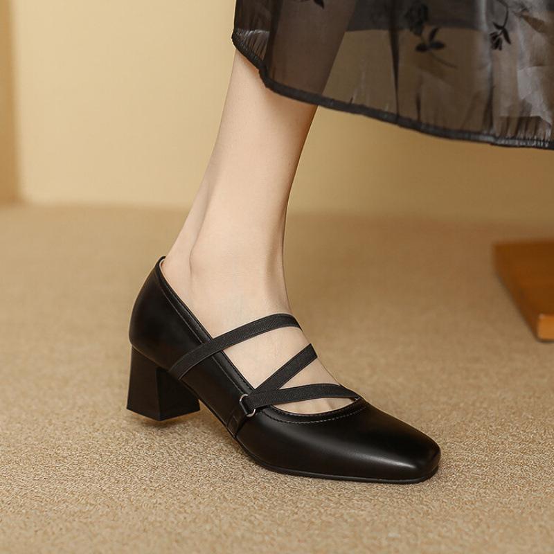 

New four-season women s shoes casual low-heeled black beef tendon soft-soled women s single shoes cover feet and pedal square-heeled small leathe 39