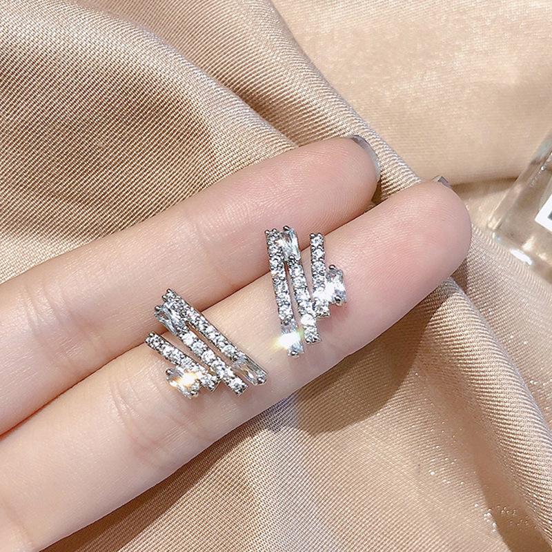 2025 Korean Simple Stud Earrings - Silver Needle Rhinestone Versatile Design for Women
