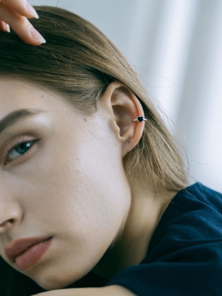 Paul Vice Enamel Heart Ear Cuff - Black