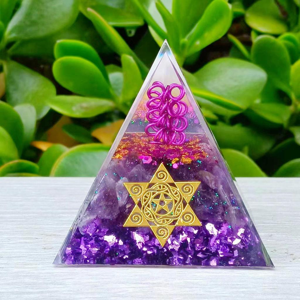 Crystal Stone Pyramid Resin Decor: Home, Office, Car Ornaments