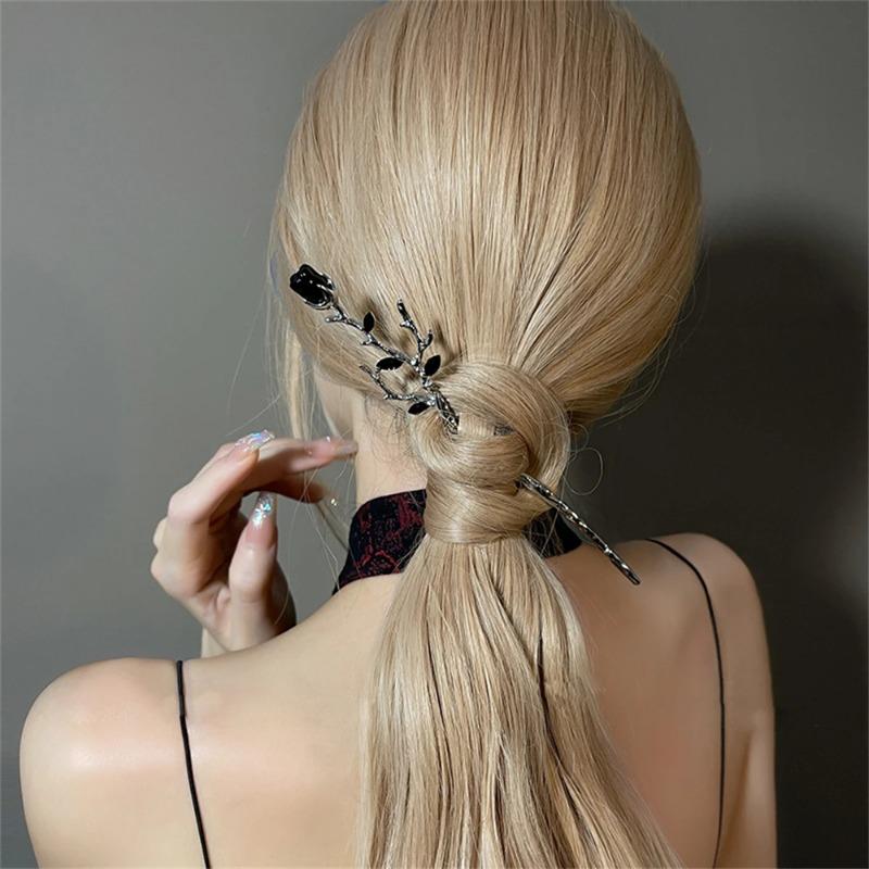 Vintage Metal Red Rose Flower Hairpins Women Elegant Texture New Chinese-style Chopstick Hair Stick Girls Hair Accessories Tools
