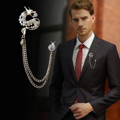 Broche Pin Novedad Forma de Dragón para Hombre Pedrería Broches de Lujo para Hombre Cadena de Borlas Pins para Solapa Joyería de Boda Accesorios para Hombre