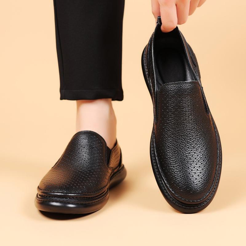 The First Layer of Cowhide Summer New Men's Sandals Leather Hollow Breathable Hole Shoes Men's Casual Shoes Leather Shoes Men's Shoes