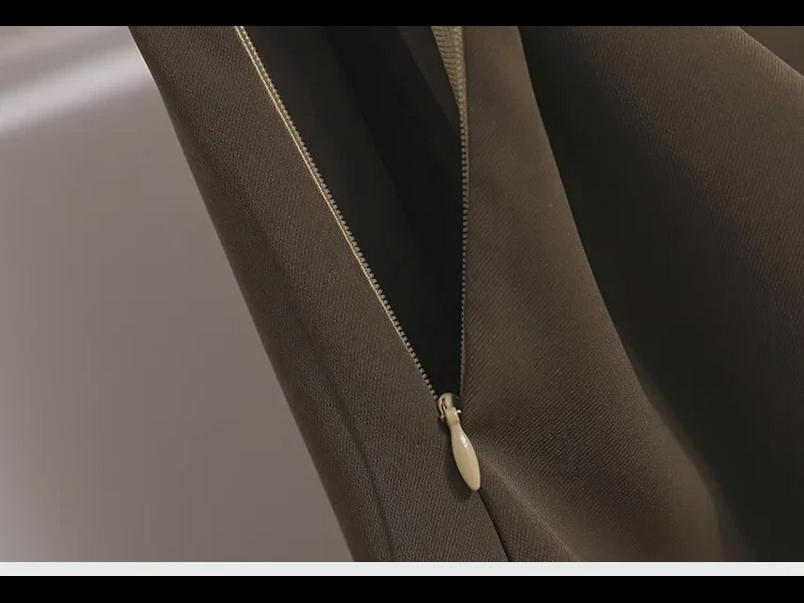 Hochwertiger schwarzer Schlitzrock für Damen – mittellang, hohe Taille, schmale Passform für Frühling und Herbst 2024