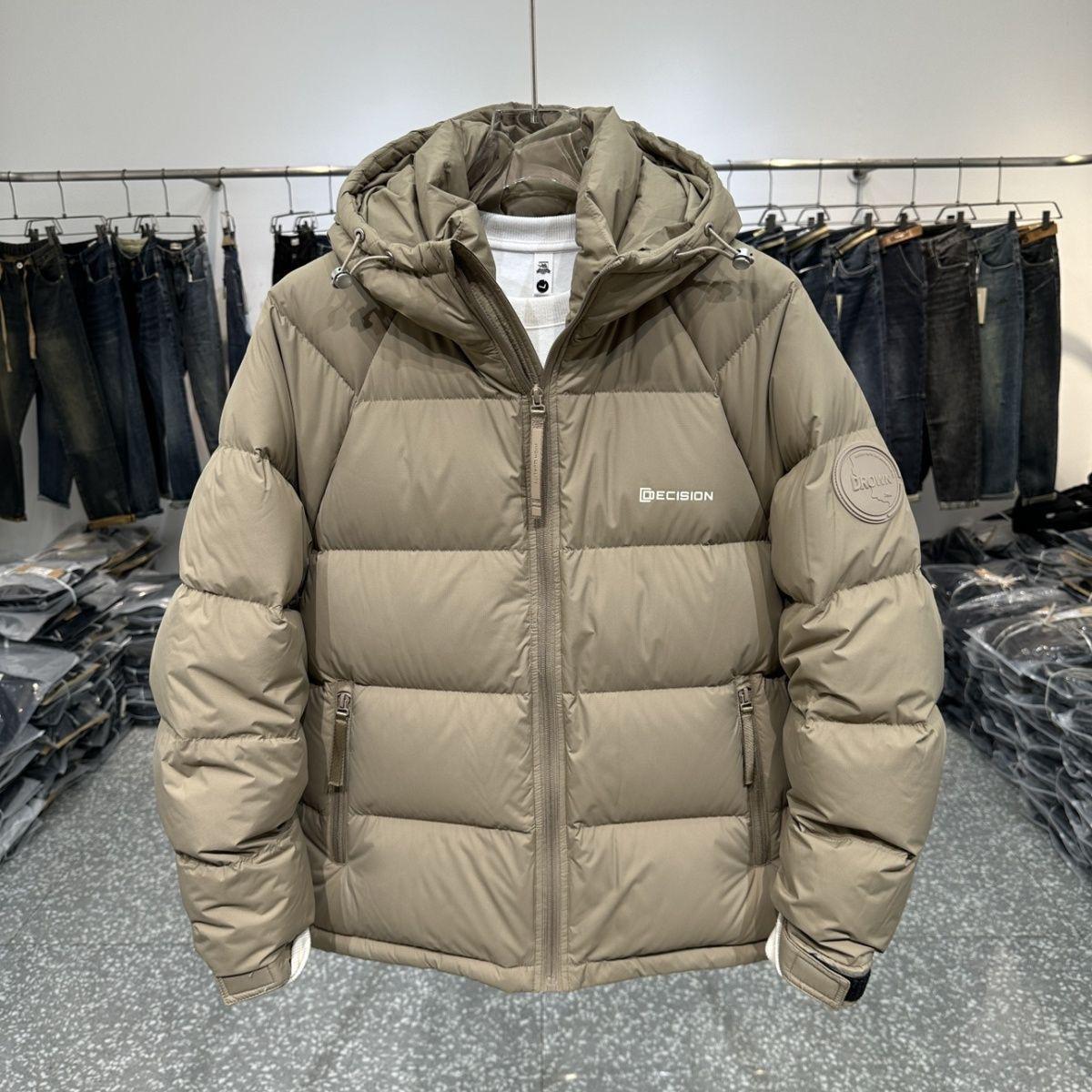 

Мужская модная зимняя куртка 2025 года с капюшоном и утиным пухом, с карманами на молнии L (Recommend 100-120 jin)