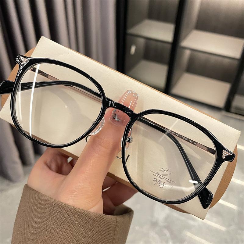 Ultra Light TR90 Oval Frame Reading Glasses Fashionable Anti Blue Light Presbyopia Glasses Women Clear Lens Far Sight Glasses