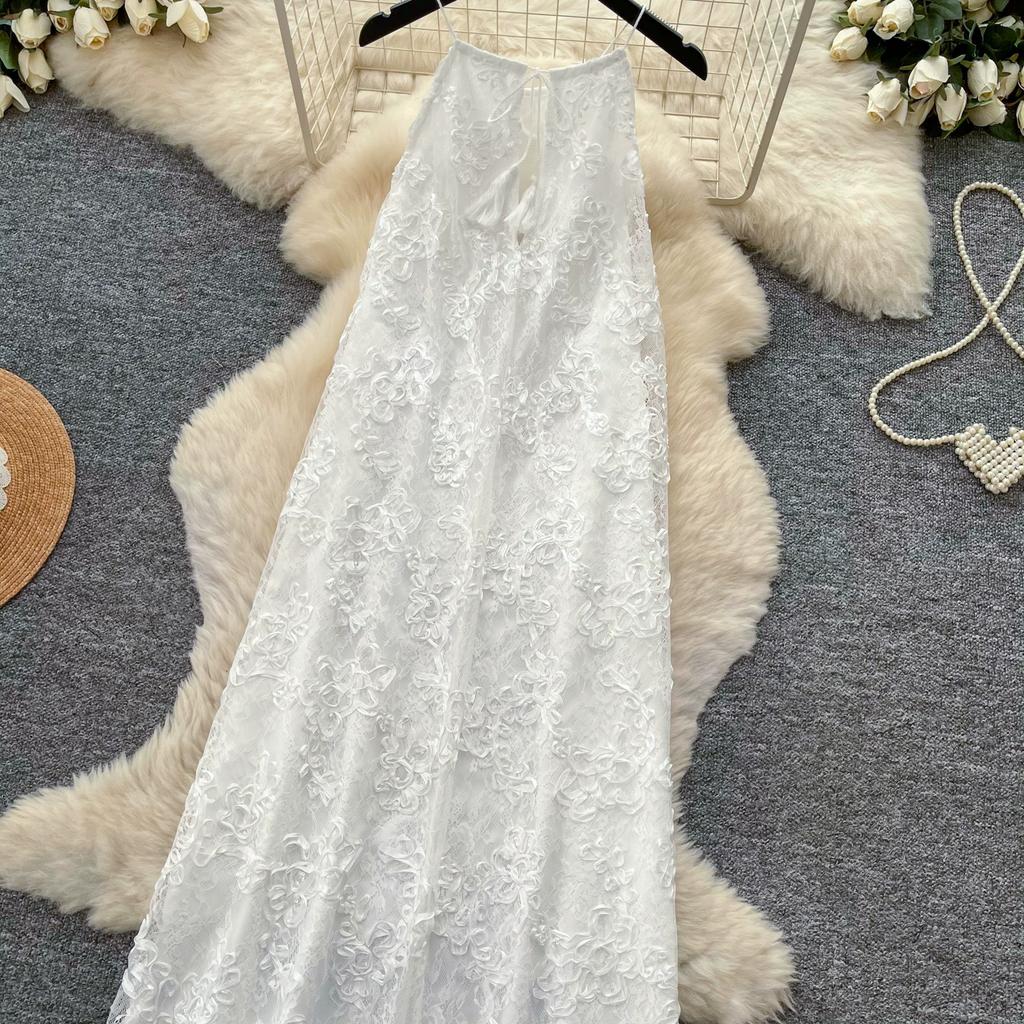 Summer White Lace Halter-Neck Dress for Women Sexy Sleeveless Floral Embroidered A-Line Maxi Dress