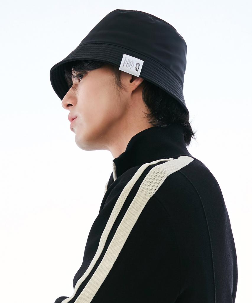 Seullipiseullib Satin Black Bucket Hat
