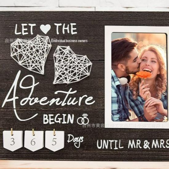 Heart-Shaped Wooden Photo Frame Pendant - Couple Engagement Gift Ornament