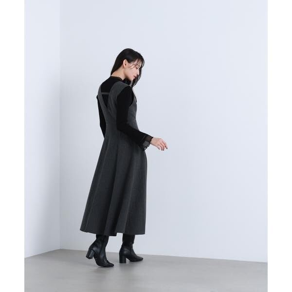 Natural Beauty Basic Nuanced V-Neck Jumper Skirt (Brown/M)