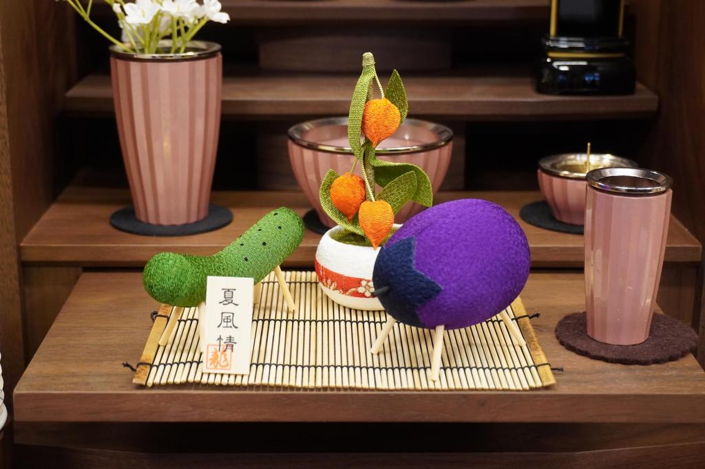 Obon-dekorationsset med en ko och en ko och en hästmark och makomo Tillverkad av rayoncrepe och Tillverkad i häst, (äggplanta) (gurka), körsbär, (ko