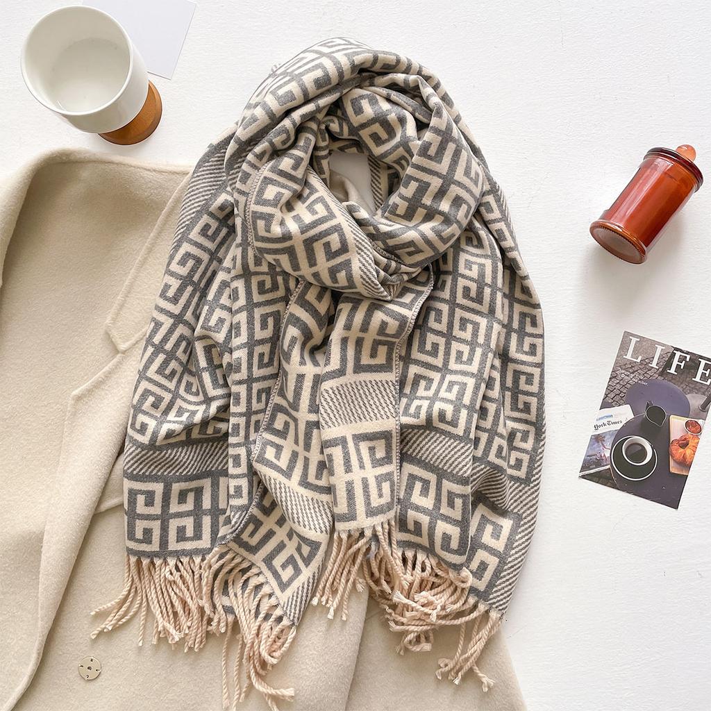 Autumn and winter classic geometric paper pattern imitation cashmere jacquard thick scarf women's high-end sense versatile scarf warm large shawl