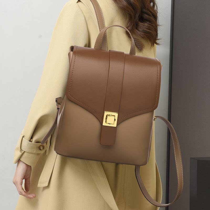 Backpack New Niche Women's Light Luxury Large Capacity Backpack Minimalist Soft Leather Popular Travel Bag Women's Bag