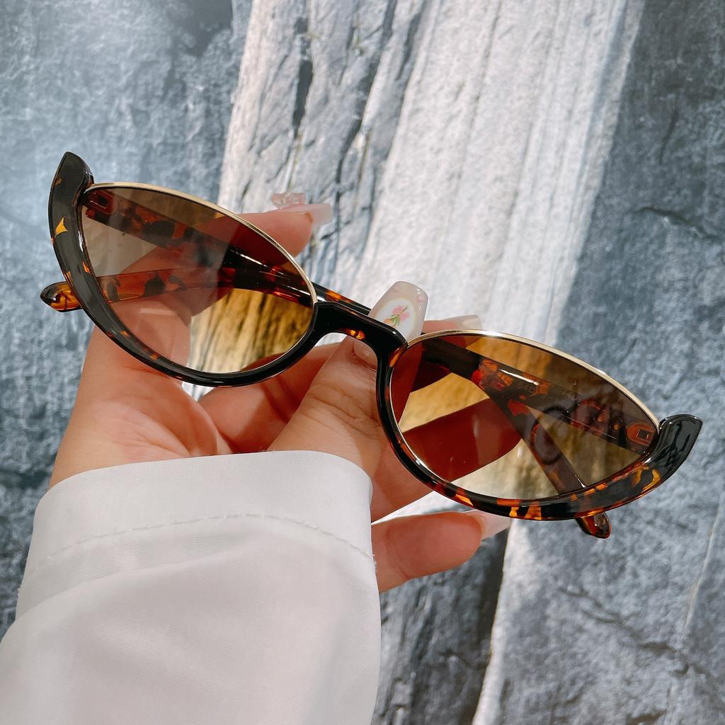 Women's Retro Cat Eye Sunglasses Gradient Lens UV Protection Luxury Branded Design Travel Holiday Fashion Accessory