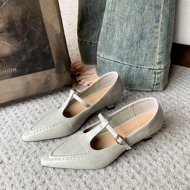 

British retro black small leather shoes spring and autumn new fairy shoes high heels with skirt thin heels single shoes low heels 40 серый