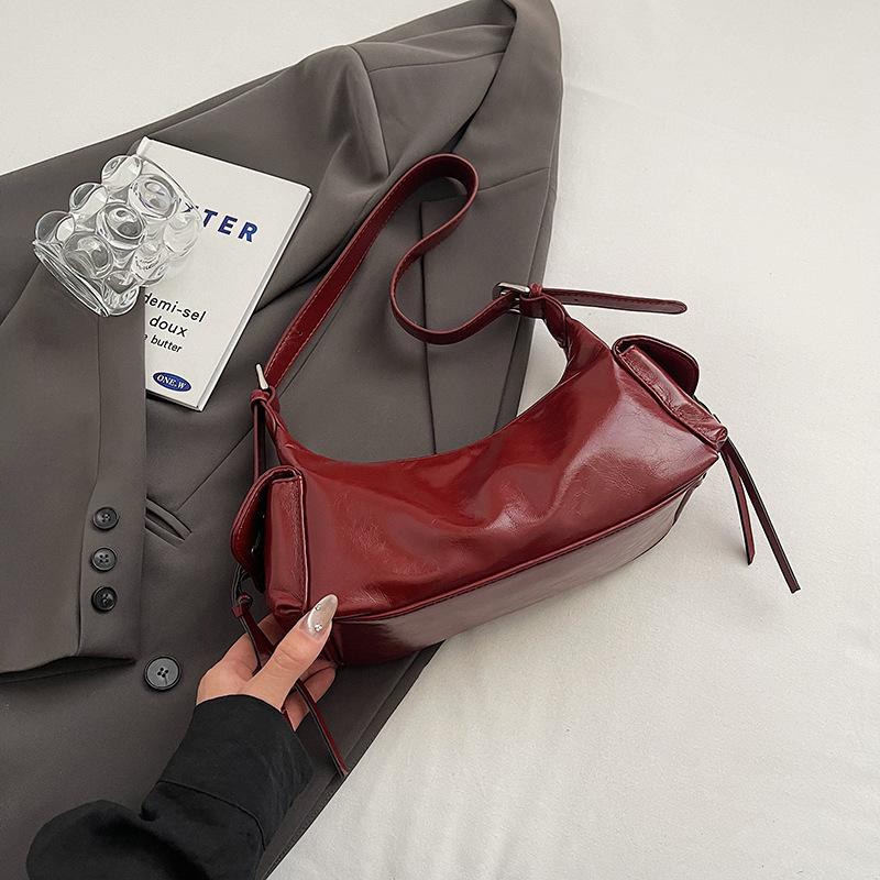 Fashion Red Soft Leather Commuter Bag Women's New Spice Girl Style Versatile Underarm Bag Shoulder Bag