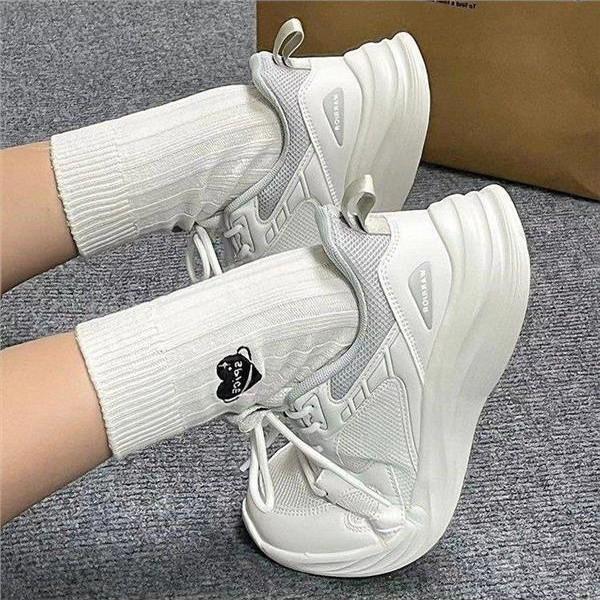 Student Sports Shoes Women's Shock-absorbing Lightweight Running Shoes Year Soft-soled Xiaobai Casual