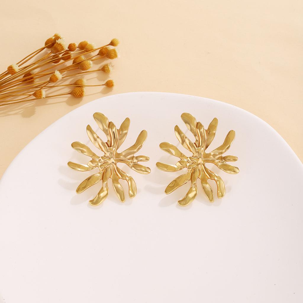 Metallic Glossy Texture Flower Irregular Stud Earrings Personalized Fashion Design Earrings