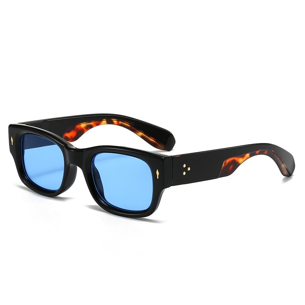 

Classic Square Sunglasses Women Female Outdoors Shades Brand Designer Men Luxury Sun Glasses Uv400 Eyewear as picture