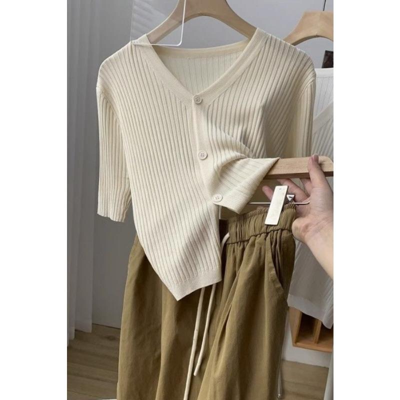 Womens Solid Color V Neck Ribbed Knit Half Sleeve Cardigan M
