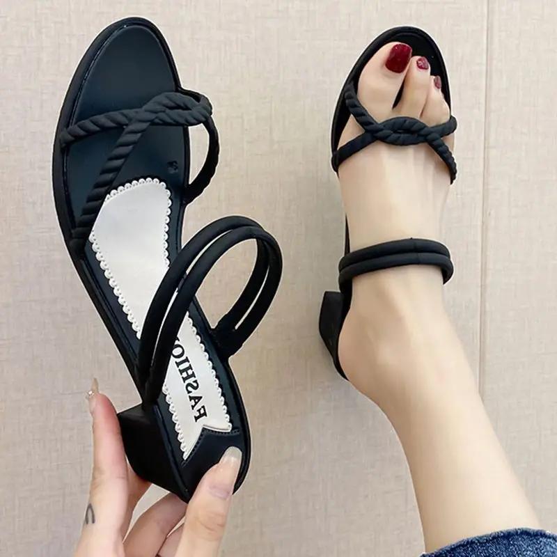 Fashion With Heel On Beach Shoes Designer Luxury Elegant Women's Slippers and Ladies Sandals Fashionable Non Slip Slides Wholesale Vip