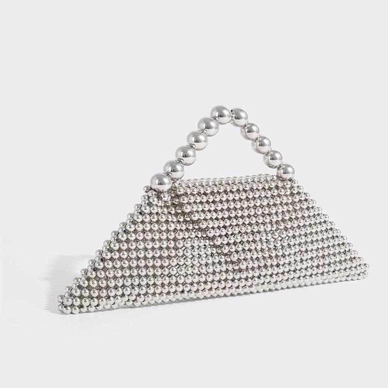 

Жемчужная модная треугольная сумка для ручной носки, женская, 2025 новый тренд, плетеная сумка, универсальная сумка через плечо серебряный