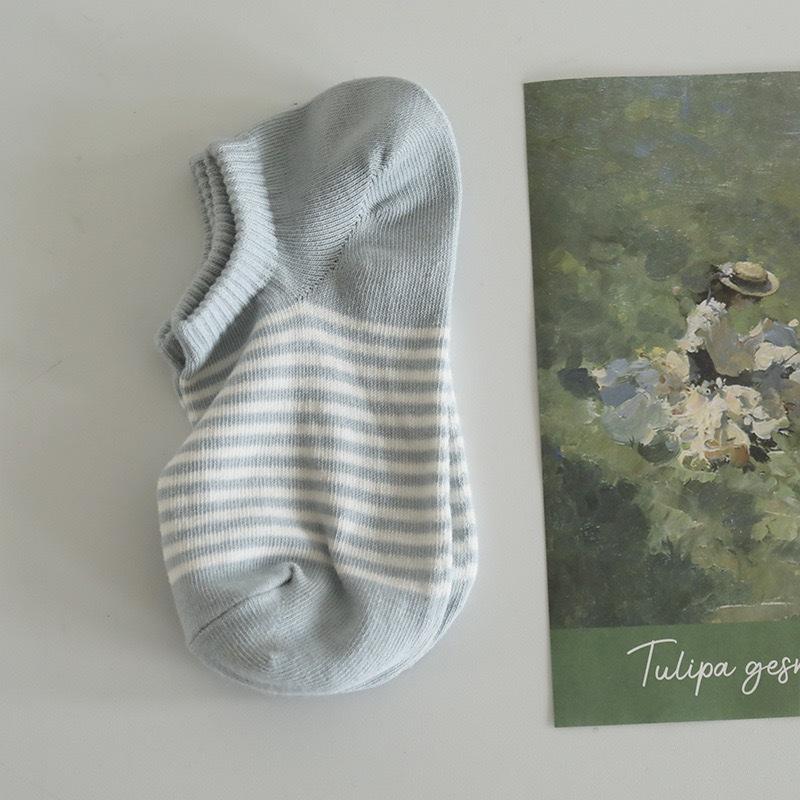 2 Pairs Of Free Shipping Contact Customer Service Striped Boat Socks College Wind Light Mouth Cotton Socks Versatile Socks Breathable And Comfortable