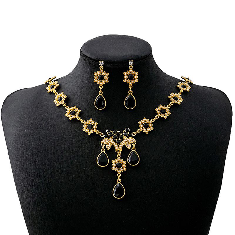 Luxury Atmospheric Water Drop Jewelry Set, Geometric Round Pearl Earrings, Elegant Flower Necklace For Women