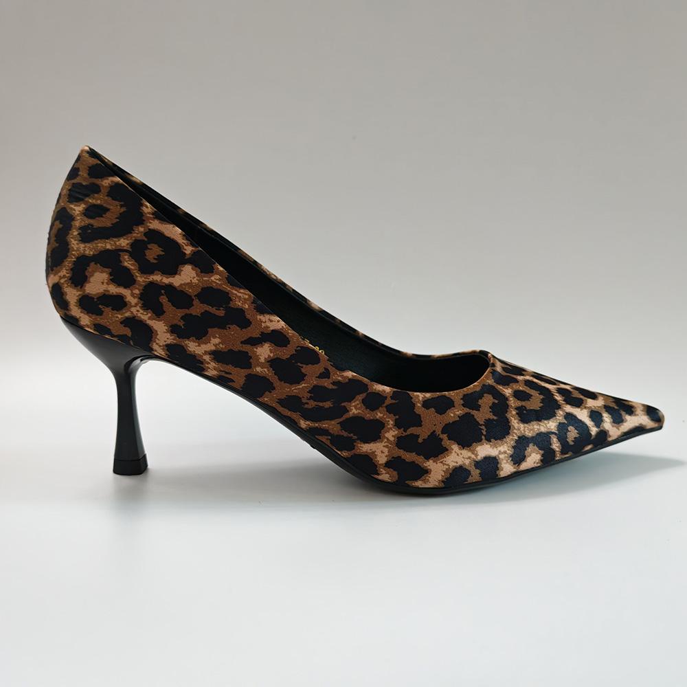 Women Leopard Print Pointed Toe Pumps Kitten Heels 7cm Dress Shoes for Office Wedding Party