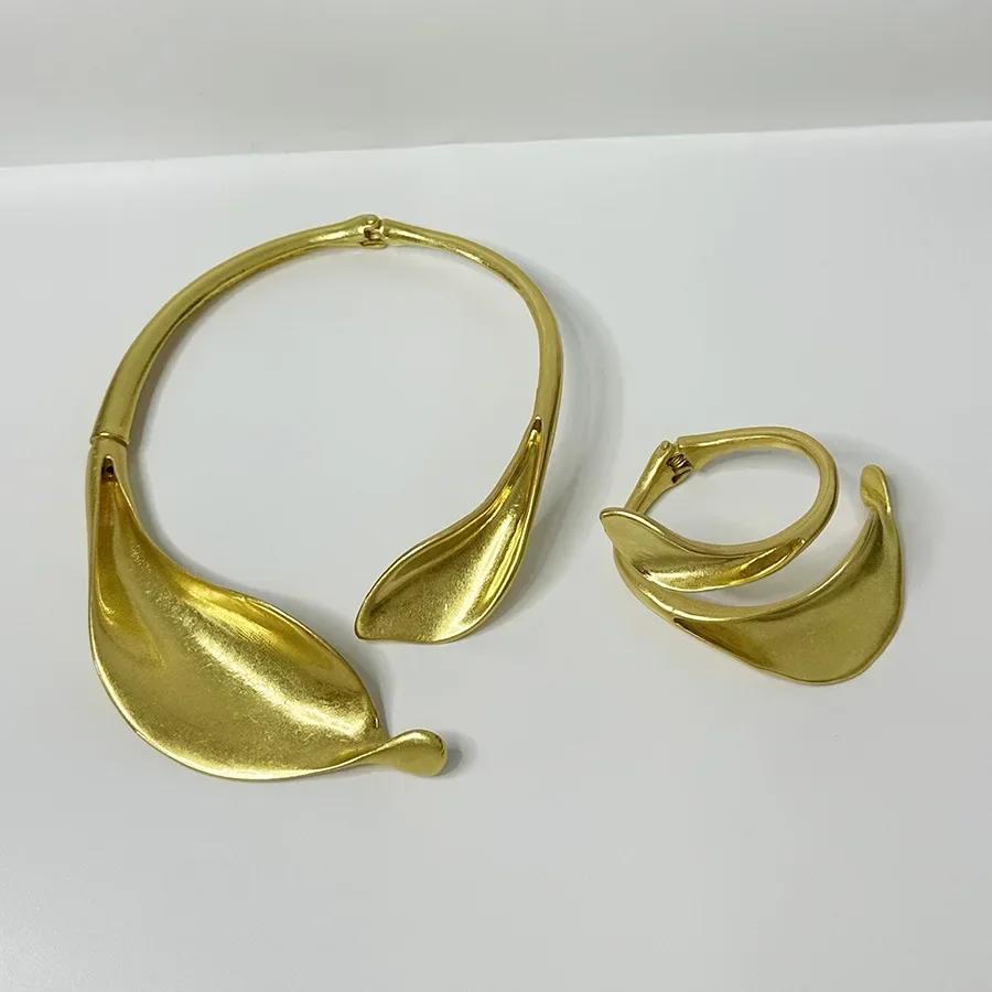 Heavy Exaggerated Metal Leaf Flower Chunky Bracelet Necklace for Women 2024 Trend New Metal Choker Fashion Jewelry Gifts