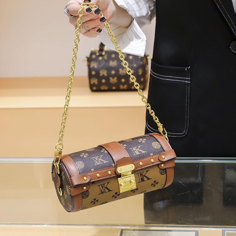 Bag Women's New Trendy Autumn and Winter Chain Small Round Bag Crossbody Pillow Bag Trendy