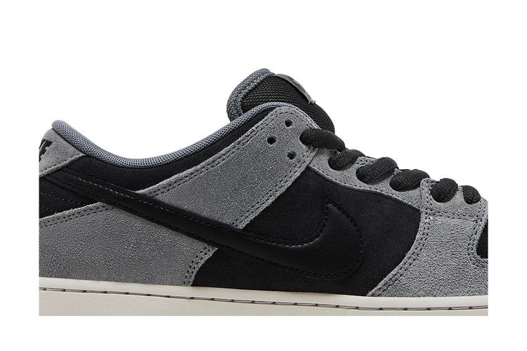 Nike SB Dunk Low Dark Smoke Grey