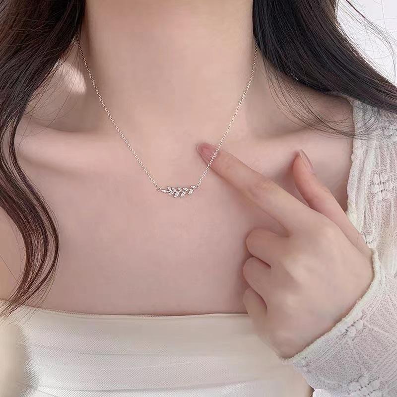 925 Sterling Silver Leaf Necklace - 2023 Trendy Women's Spring Clavicle Design