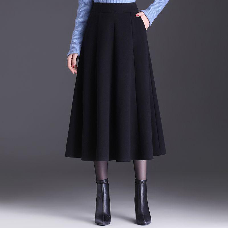Autumn/Winter High-Waist A-Line Wool Skirt for Middle-Aged Women - Slimming Wide-Hem Pleated Skirt