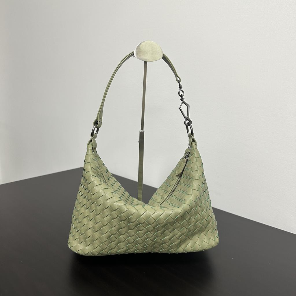 Leather Hand-woven Large Lunch Box Bag, Dog Walking Bag, Underarm Bag, Daily Versatile Handbag, Shoulder Messenger Bag, Women's
