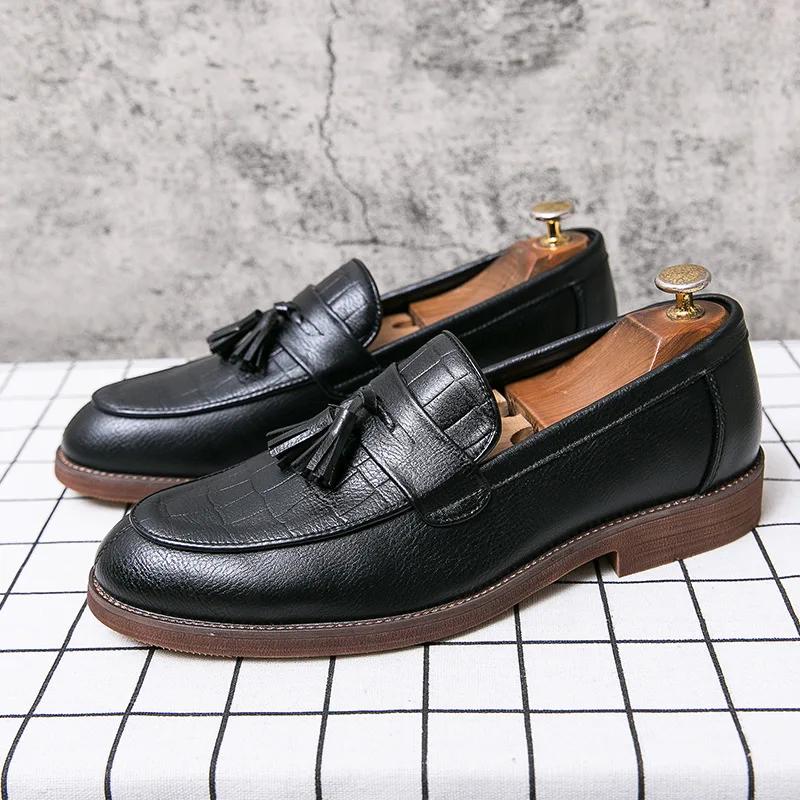 Leather Casual Shoes Men Loafers Luxury Band Slip on Male Dress Shoes Leisure Style Big Size 38-47 Good Wear-resistant Sole 2025