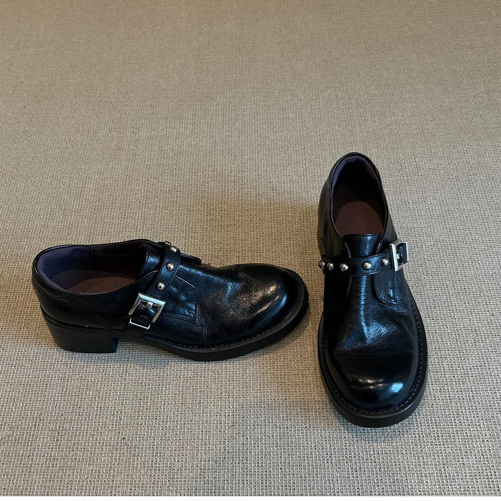 Fashion riveting British style small leather shoes brown small single shoes women's thick heel