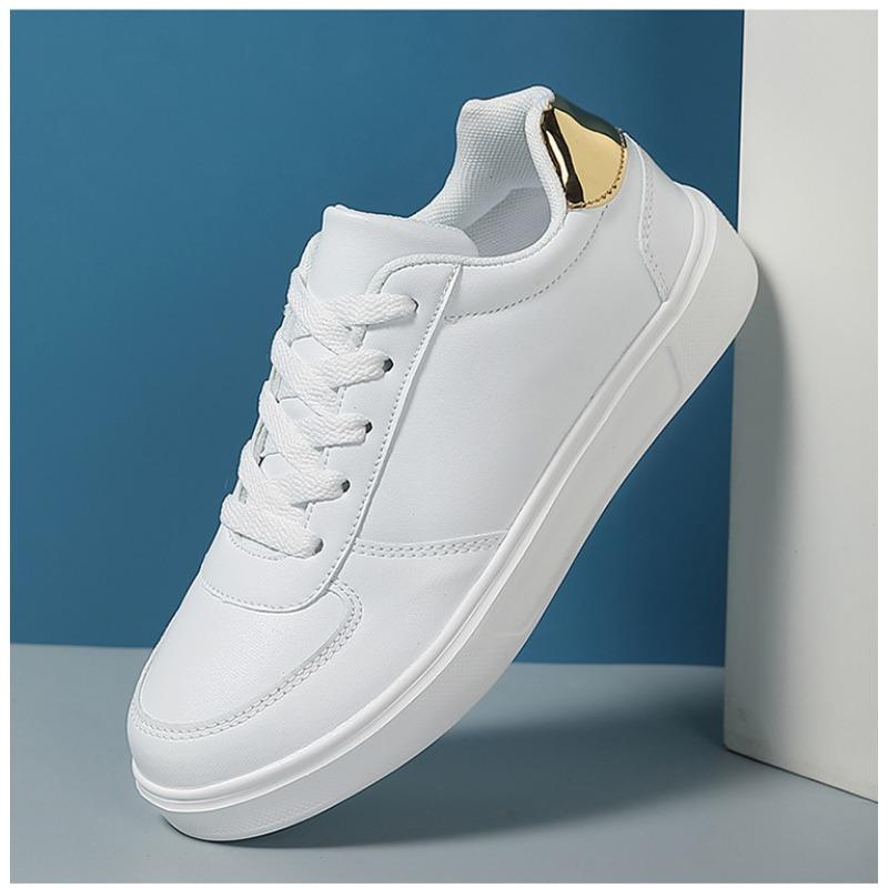 Nauji balti batai pavasariui ir rudeniui sportiniai batai minkštapadžiai riedlenčių batai moterims universalūs sportiniai ir laisvalaikio riedlenčių batai moterims