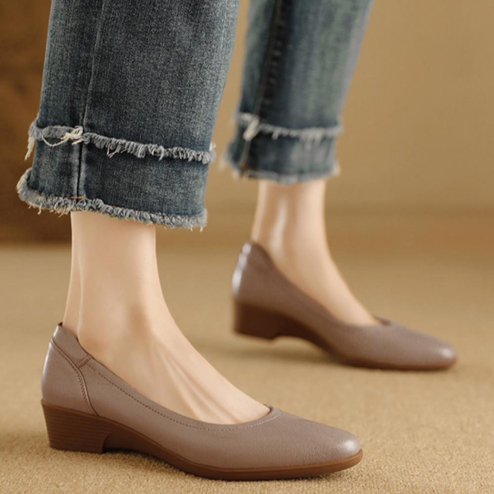 Miękkie i wygodne babcine buty ze skóry owczej, gruby obcas, średni obcas, buty do pracy, okrągły nosek, lekkie wycięcie, jednolite buty